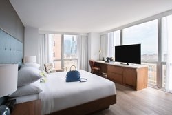  - Le Meridien Essex Hotel Chicago