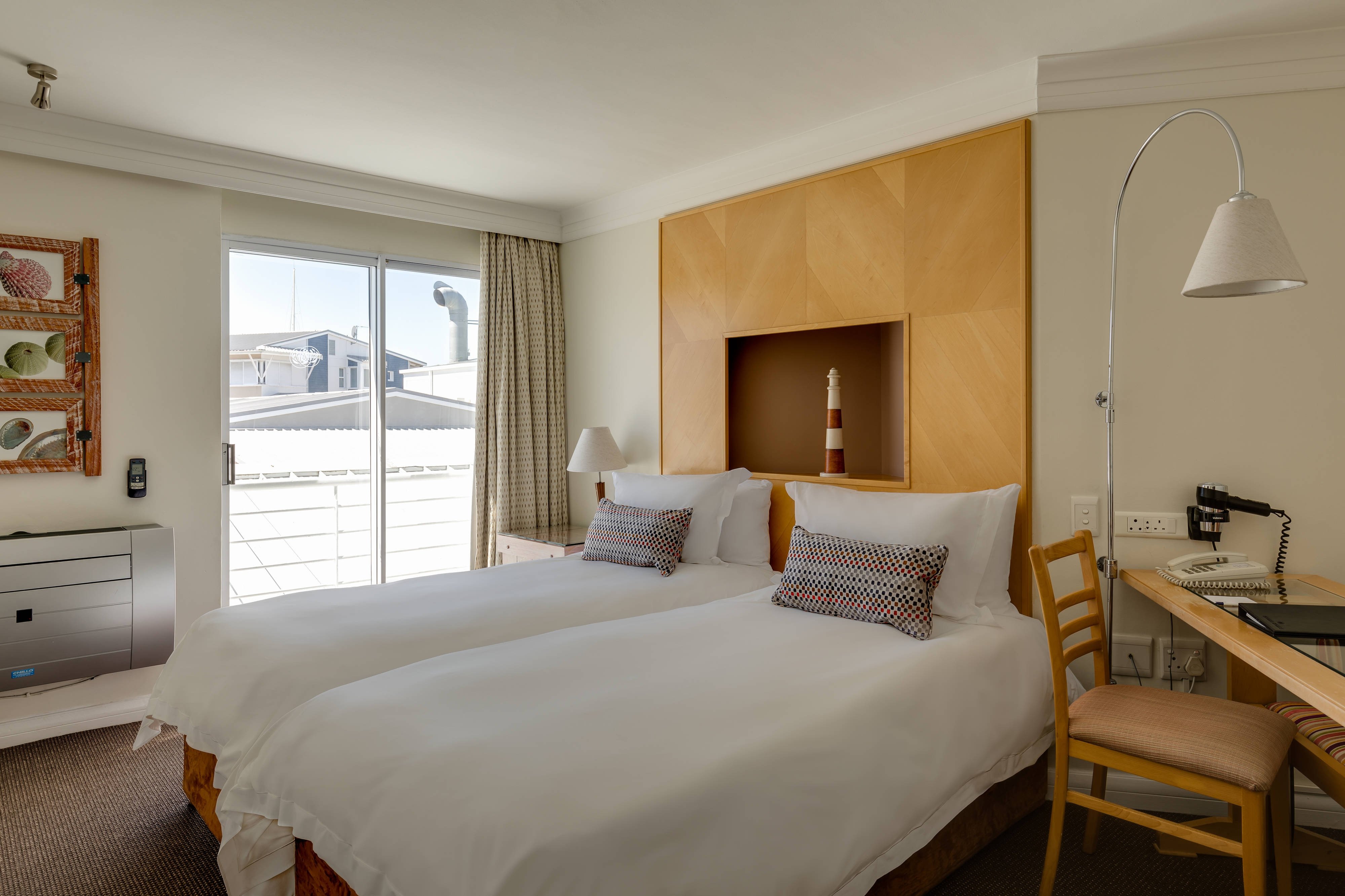 Protea Hotel by Marriott Knysna Quays-guestroom-Standard Twin/Twin Guest Room.jpg