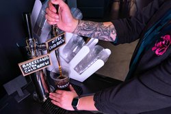  - Aloft Hotel Downtown Louisville - I-65, Exit 136C