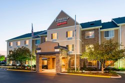  - Fairfield Inn & Suites by Marriott Naperville