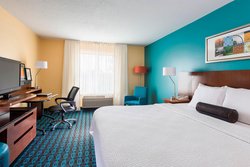  - Fairfield Inn & Suites by Marriott Naperville