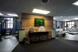  - Ambassador Hotel Wichita