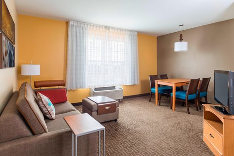 One-Bedroom Suite