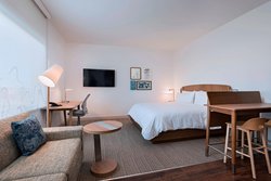  - Element Hotel Palmdale - CA 14, Exit 37