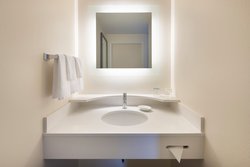  - SpringHill Suites by Marriott Airport Newark - I-78, Exit 58A