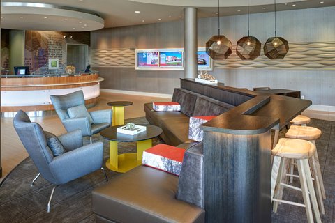Lobby - Seating Area