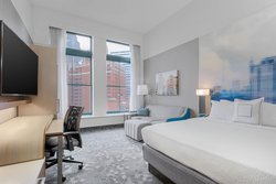  - Courtyard by Marriott Hotel Downtown Pittsburgh