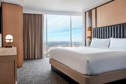  - JW Marriott Hotel Downtown Nashville - I-40 & I-65, Exit 209