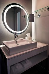  - Le Meridien Hotel Oakbook