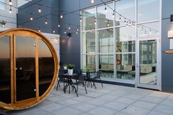  - Courtyard by Marriott Hotel Airport Calgary