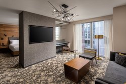  - Epicurean Hotel Midtown Atlanta - I-75 & I-85, Exit 250