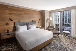  - Epicurean Hotel Midtown Atlanta - I-75 & I-85, Exit 250