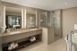  - Epicurean Hotel Midtown Atlanta - I-75 & I-85, Exit 250