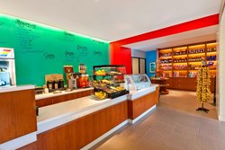  - Sheraton Lake Buena Vista Resort Orlando - I-4, Exit 68