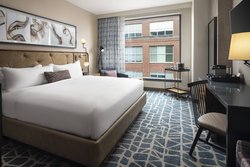  - Hotel Distil Louisville - I-64, Exits 4 & 5B
