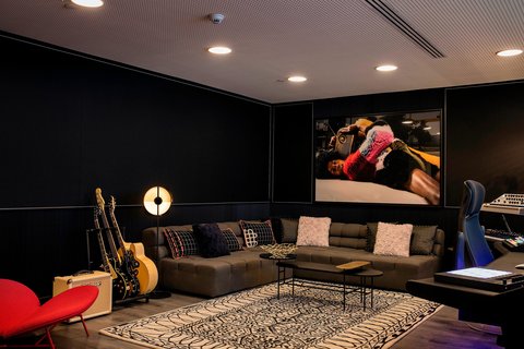 W BARCELONA - Photo 93