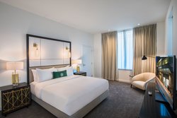  - Laura Hotel Downtown Houston