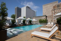  - Laura Hotel Downtown Houston