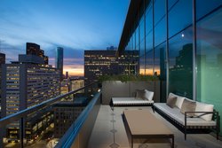  - Laura Hotel Downtown Houston