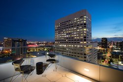  - Laura Hotel Downtown Houston