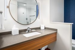  - Fairfield Inn & Suites by Marriott Gladstone