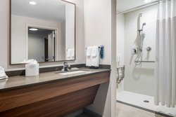  - Fairfield Inn & Suites by Marriott Gladstone