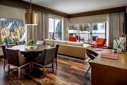  - Josie Hotel Rossland