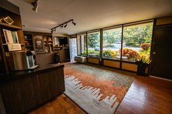  - Holiday Inn Bar Harbor