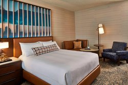  - Renaissance by Marriott Dallas - I-35, Exit 430B