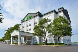  - Holiday Inn & Suites near Overland Park Convention Center
