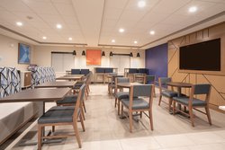  - Holiday Inn Express & Suites Mall Grand Junction