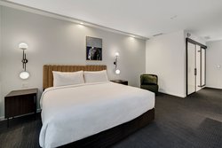  - Guild Hotel Downtown San Diego