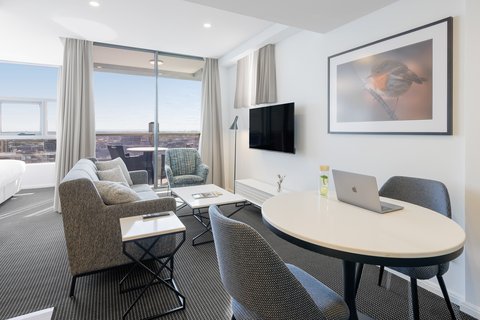 MERITON SUITES ZETLAND - Photo 18
