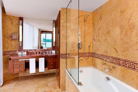 HOTEL PRESIDENT WILSON GENEVA - Photo 28