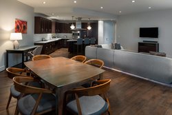  - Westin Hotel Memorial City Houston - I-10, Exit 758