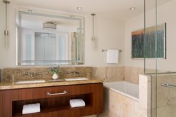  - Four Seasons Hotel Downtown St Louis - I-44, Exits 292 & 292B