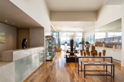  - Four Seasons Hotel Downtown St Louis - I-44, Exits 292 & 292B