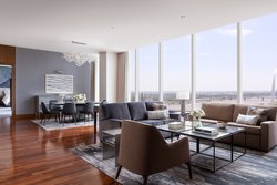  - Four Seasons Hotel Downtown St Louis - I-44, Exits 292 & 292B