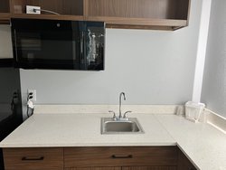  - HomeTowne Studios Georgetown