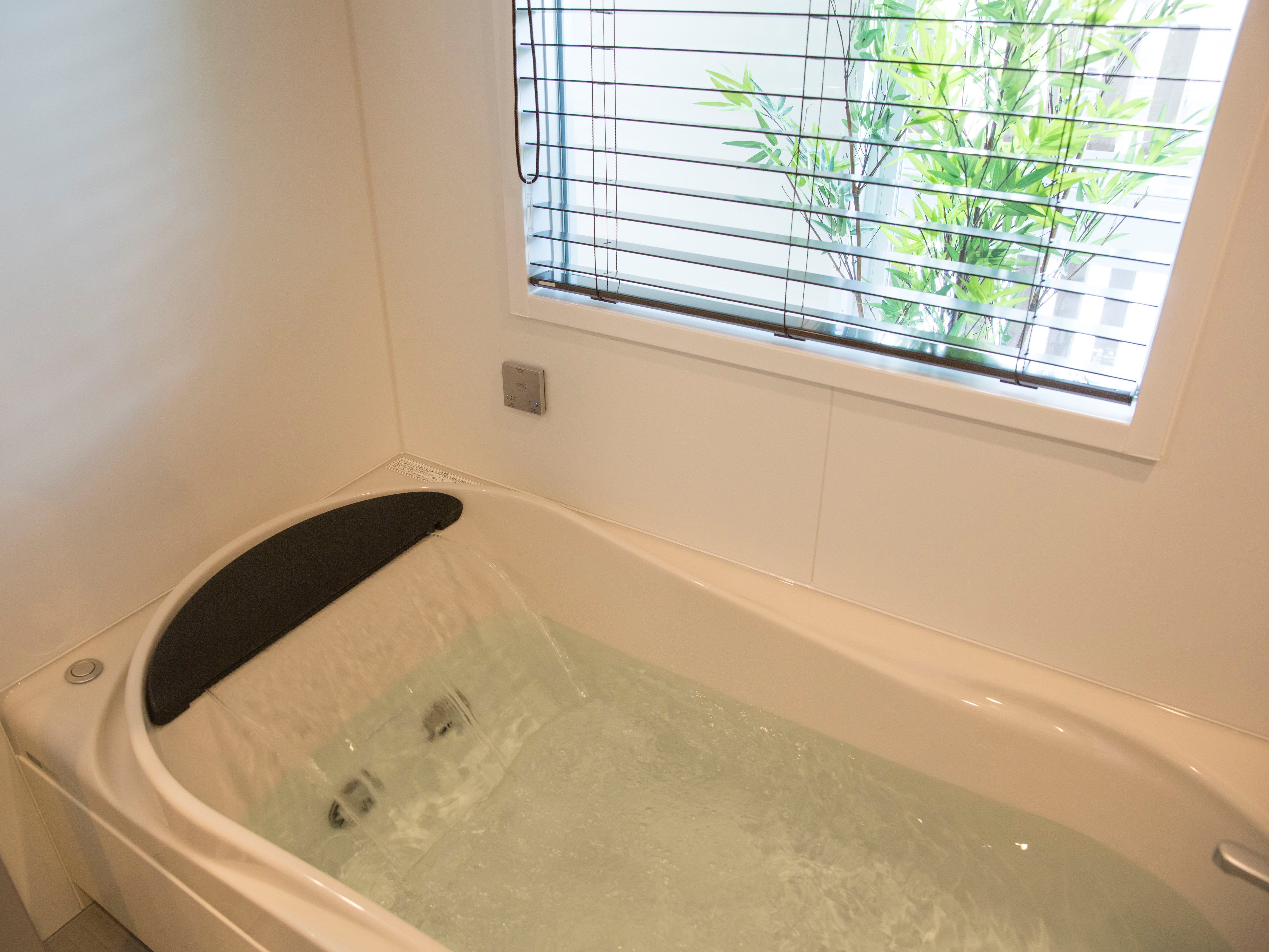 UAN KANAZAWA-guestroom-Bath Tub.jpg