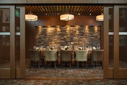  - Marriott Pinnacle Downtown Hotel Vancouver