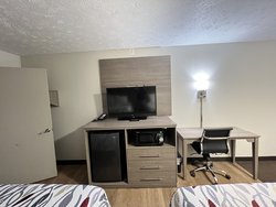  - Red Roof Inn Georgetown