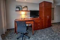  - Courtyard by Marriott Hotel Newport News - I-64, Exit 255