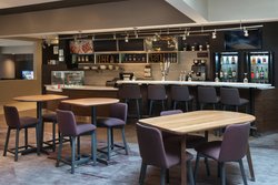  - Courtyard by Marriott Hotel Red Bank