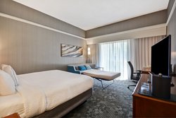  - Courtyard by Marriott Hotel Springfield - I-95 & I-495, Exit 169