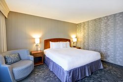  - Courtyard by Marriott Hotel Springfield - I-95 & I-495, Exit 169