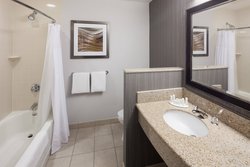  - Courtyard by Marriott Valencia - I-5, Exit 172