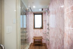  - ESPACIO The Jewel of Waikiki Honolulu