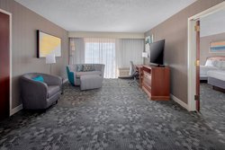  - Courtyard by Marriott Basking Ridge - I-78, Exit 33