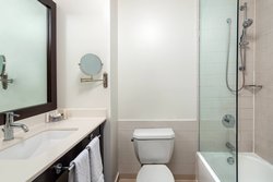  - Courtyard by Marriott Hotel Times Square NYC